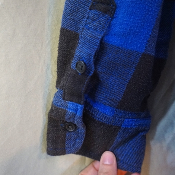 American Eagle Outfitters Blue and Black Plaid Button Down Shirt - Picture 3 of 3